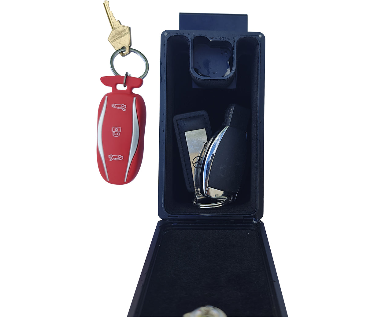 MooveTrax 3-Digit Combo Lockbox with Signal Blocking and Magnet