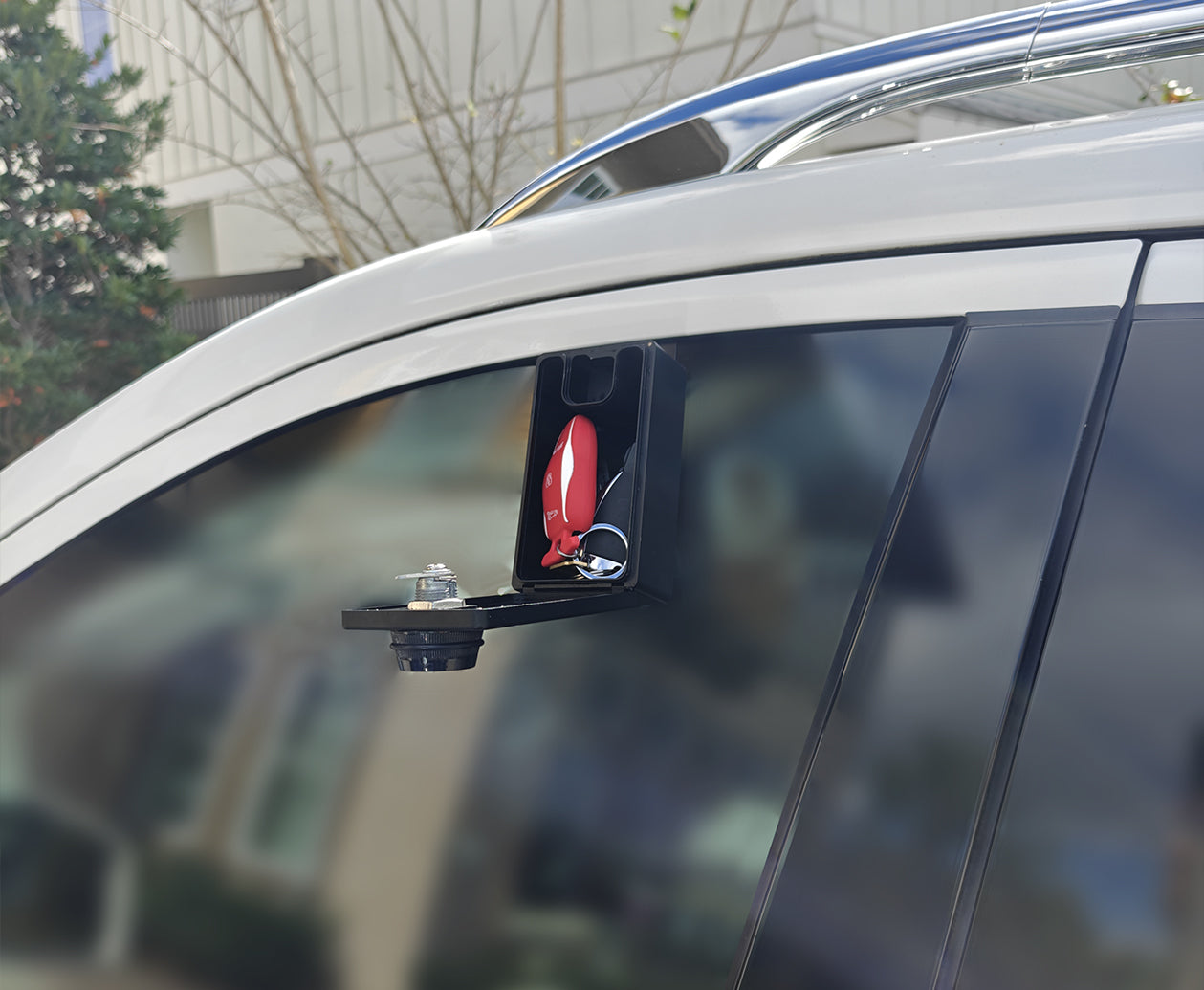 MooveTrax 3-Digit Combo Lockbox with Signal Blocking and Magnet